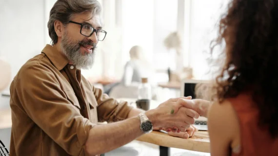 Paket SEO Bulanan: Tingkatkan Visibilitas Bisnis Online Anda