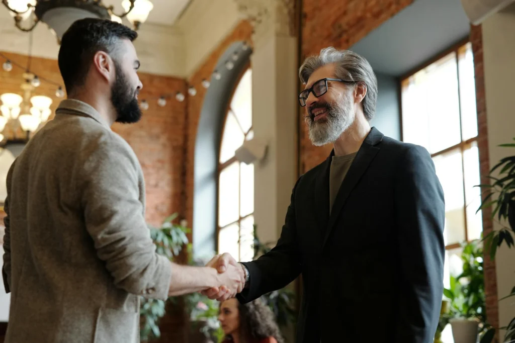 Solution Handshake Best Deal