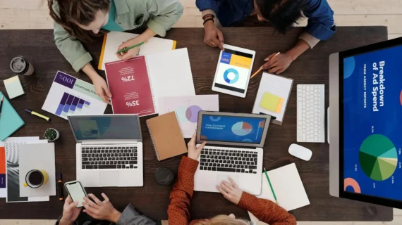 Jasa Website Pribadi: Bangun Identitas Online Profesional Anda