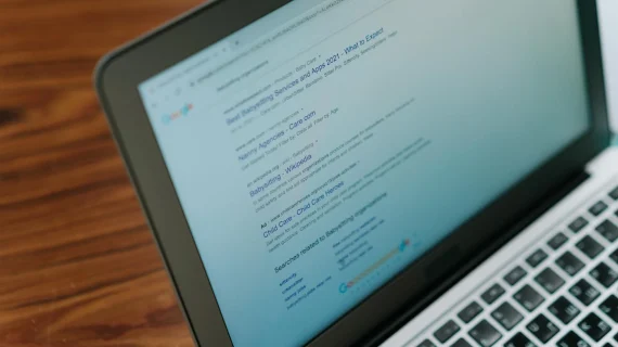 Jasa Web Kesenden Profesional: Desain & Pengembangan Terbaik